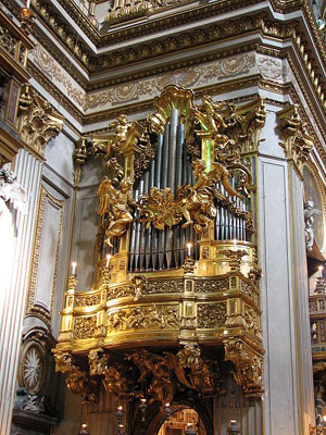 Santa Maria in Vallicella, organo