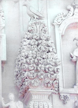 particolare della chiesa del rosario