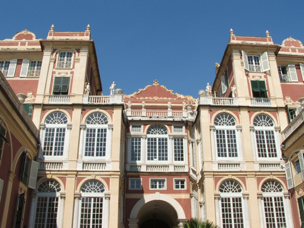 Facciata di Palazzo Reale, Genova