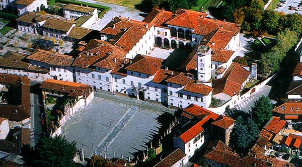 Palazzo Arese Borromeo, veduta dall'alto