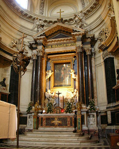 L'interno della chiesa gemella 