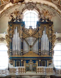 Duomo di Innsbruck, organo