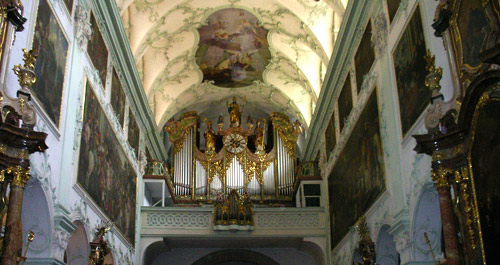 San Pietro a Salisburgo, organo