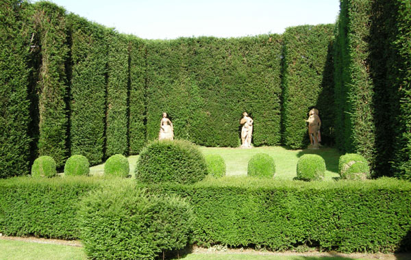 giardino barocco italia teatro verzura