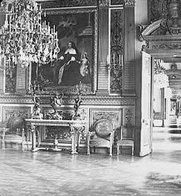 Salone Luigi XIV in una rara fotografia del XIX secolo