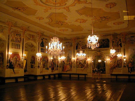 Il Castello di Ceský Krumlov, salone delle maschere