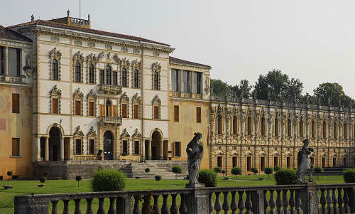 Villa Contarini, facciata 